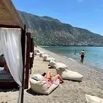 公寓 Christine ολοκαίνουριο τετράκλινο 卡拉马塔