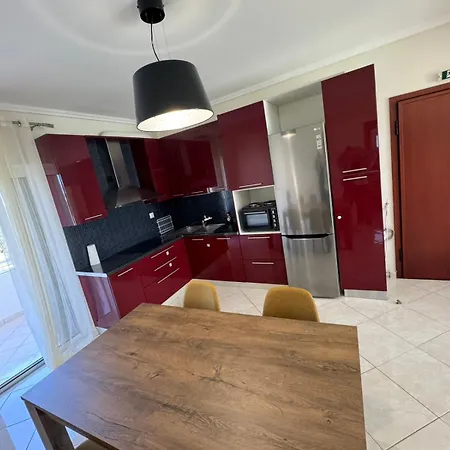 Christine ολοκαίνουριο κατάλυμα τετράκλινο διαμέρισμα