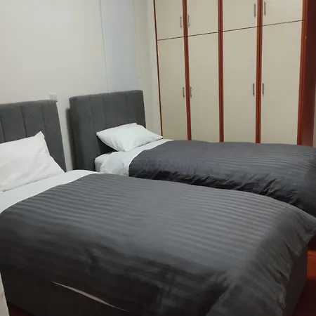 Christine Ολοκαίνουριο Κατάλυμα Τετράκλινο Διαμέρισμα Apartamento Calamata